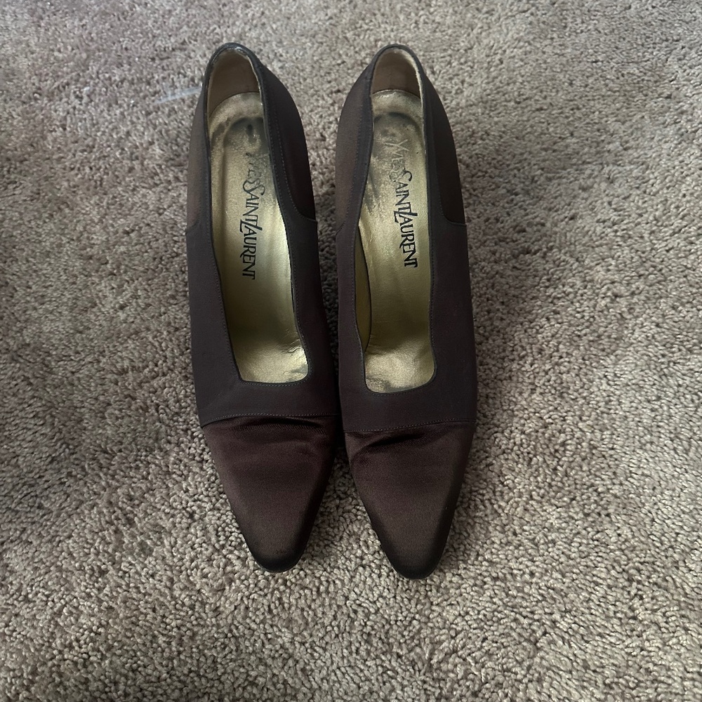 Used Yves Saint Laurent brown size 9
